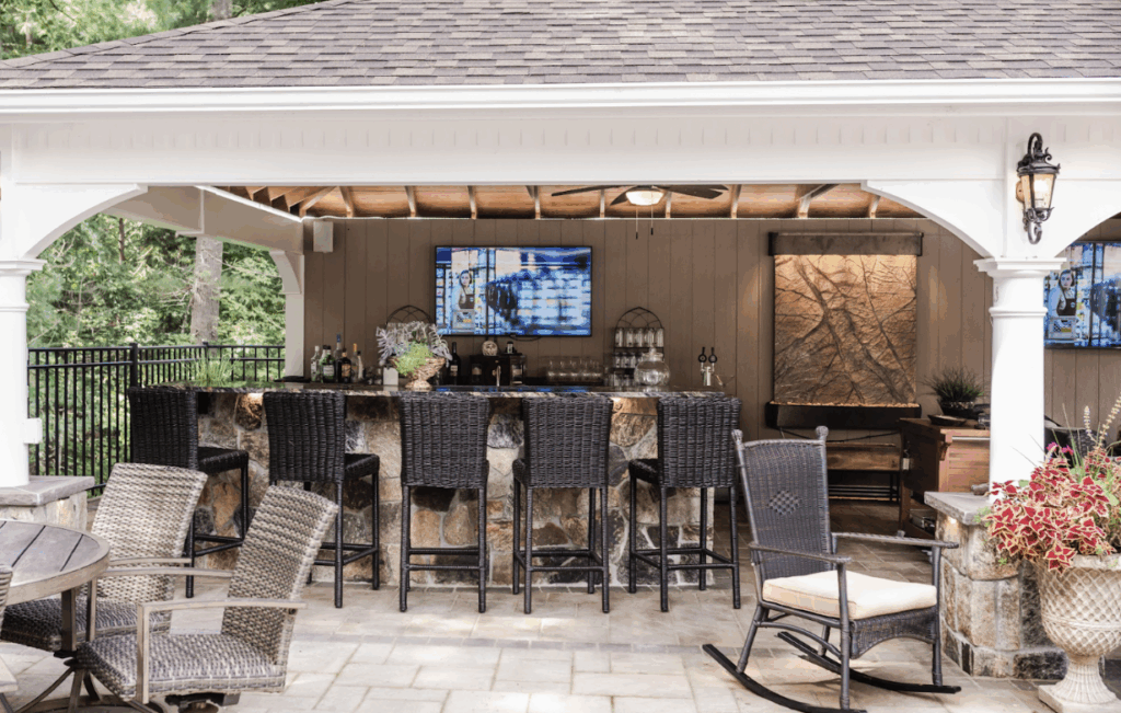 15 Must-Haves for a Beautiful Outdoor Living Room Design